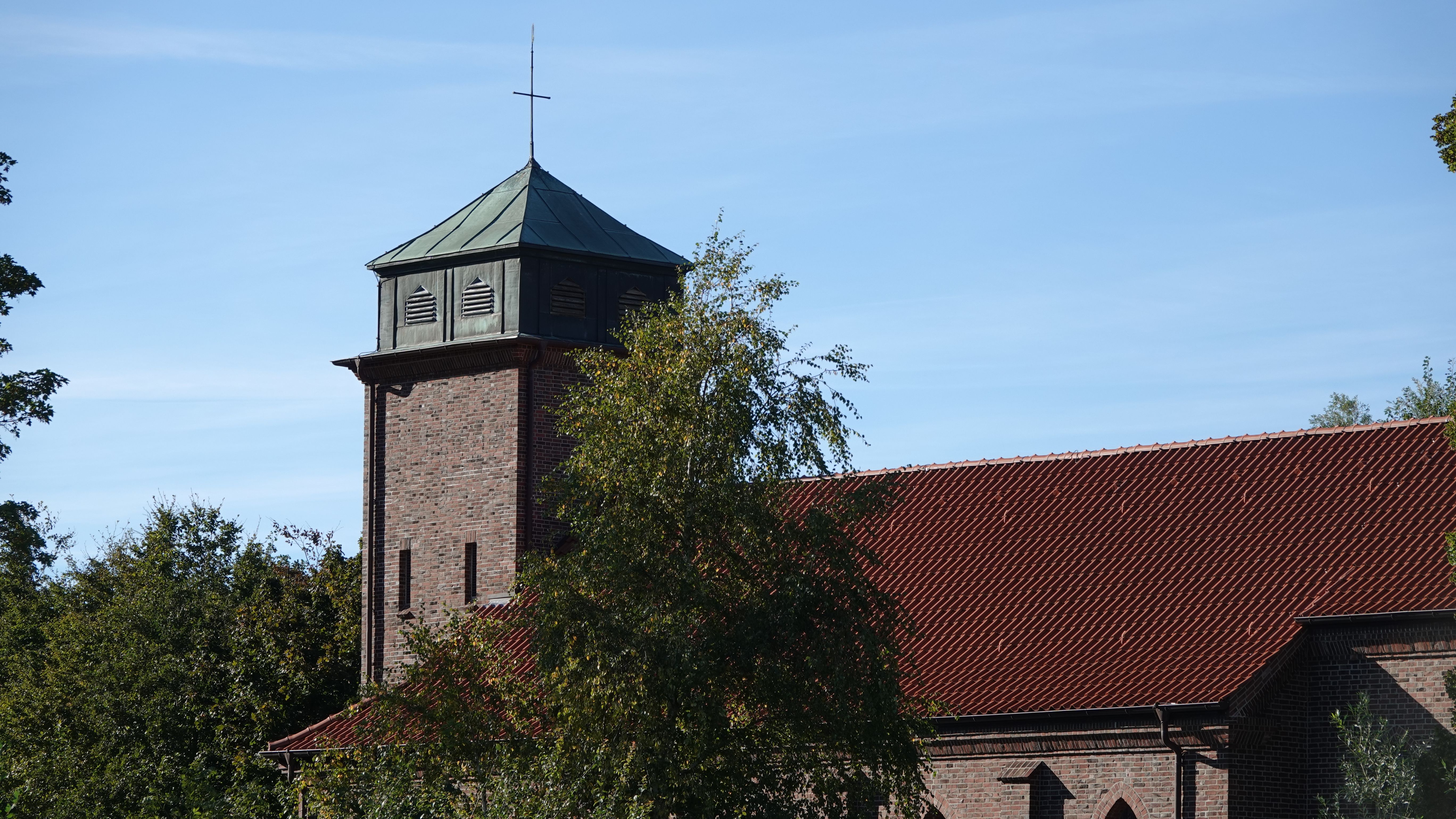 Außenansicht Kath. Kirche St. Knud auf Nordstrand