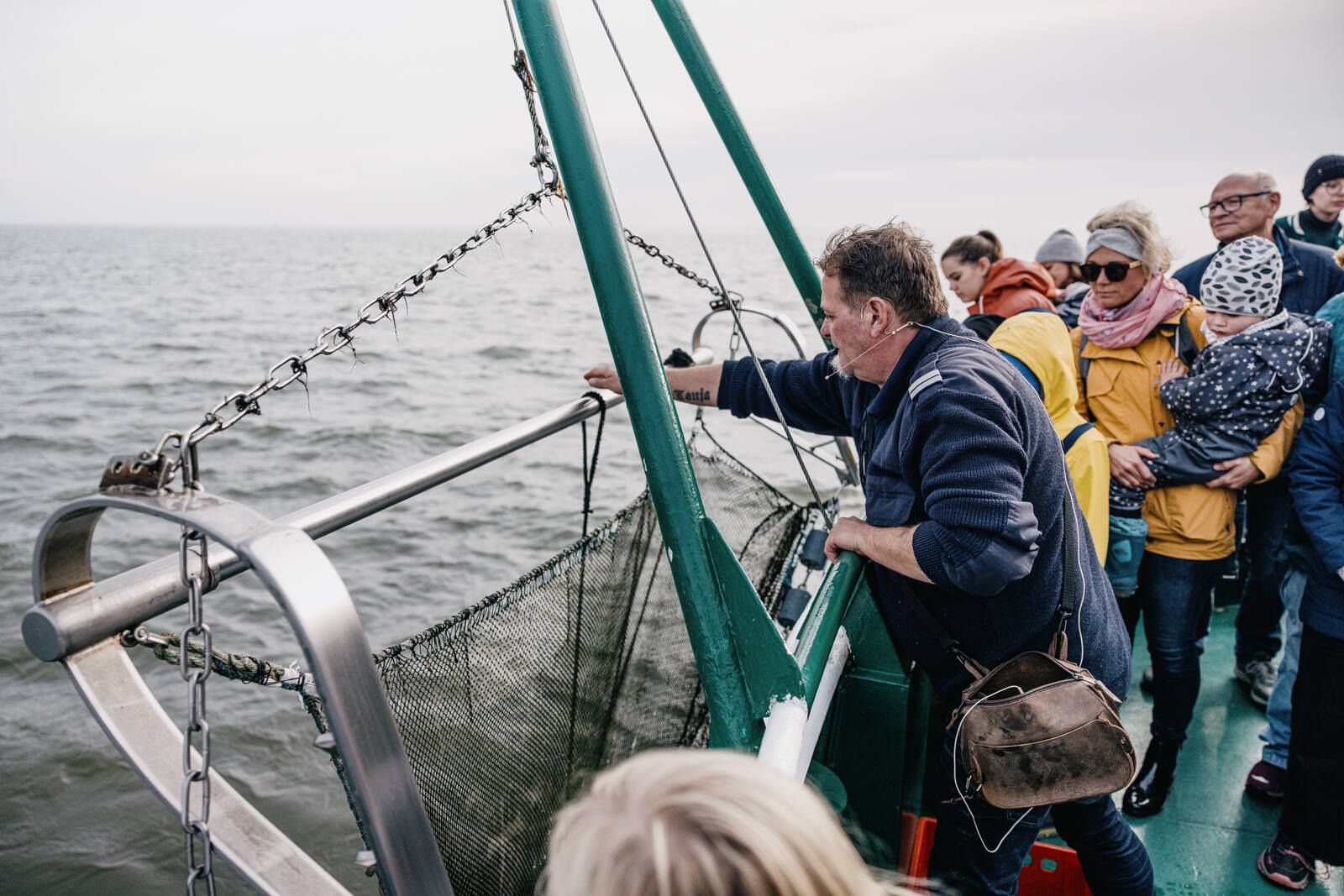 Ausflug mit dem Schiff mit Seetierfang, Verlinkung auf Unterseite "Schifffahrten".